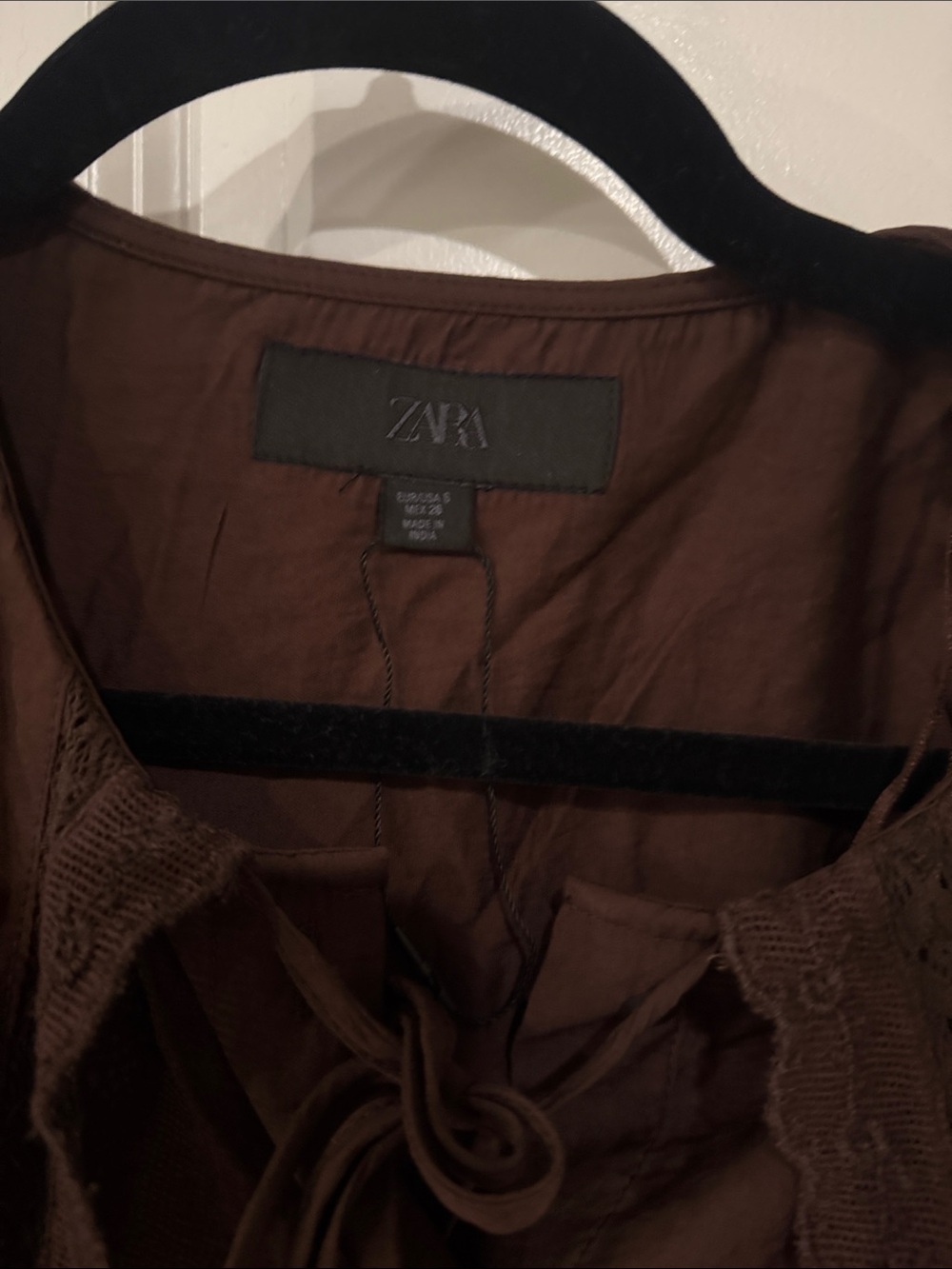 Zara Flowy Brown Lace-Trim Peter Pan Button-Down Blouse size S - Picture 2 of 9